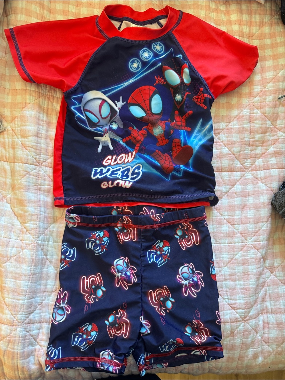 Disney Marvel Spiderman boy 2 piece swimsuit 4 EUC
